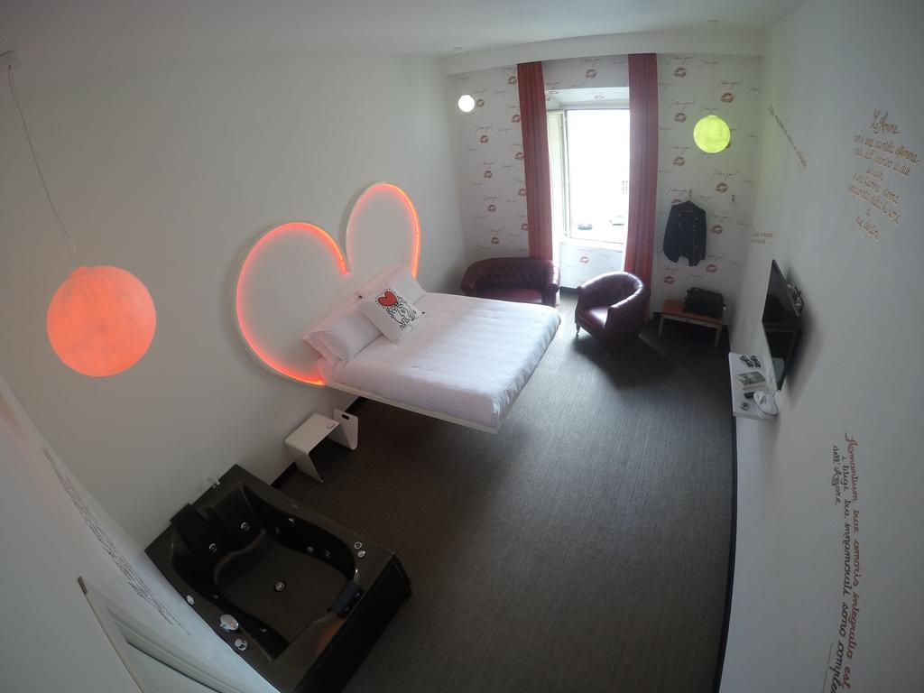 Pensión Irooms Jacuzzi 2*
