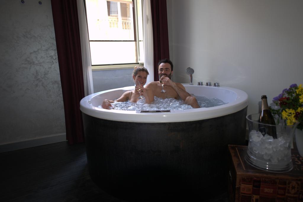 Irooms Jacuzzi Pensión Roma