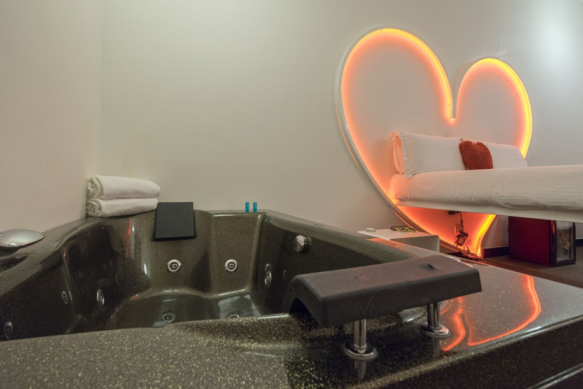 Irooms Jacuzzi Pensión Roma